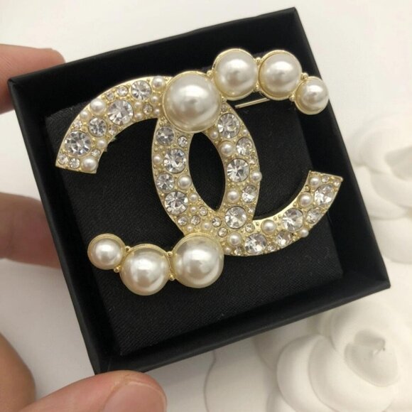 CHANEL Brooch Pearl CC Mark Coco Mark - Picture 5 of 6